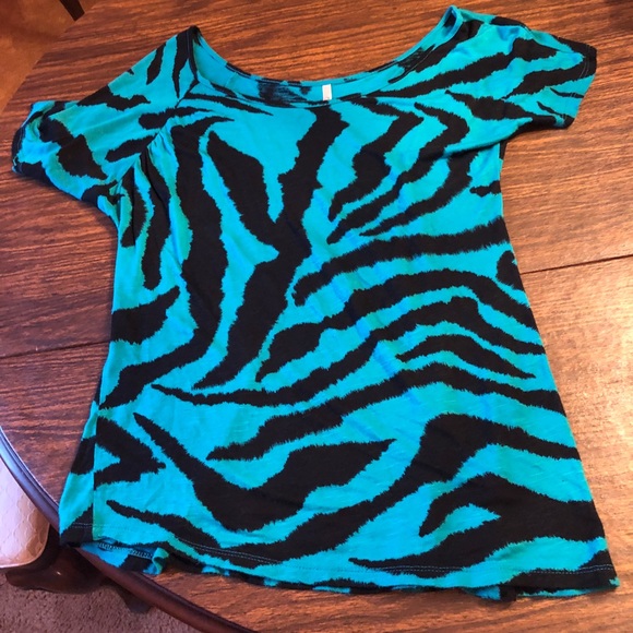 Rue21 Off the Shoulder Zebra Print Top - Picture 1 of 4